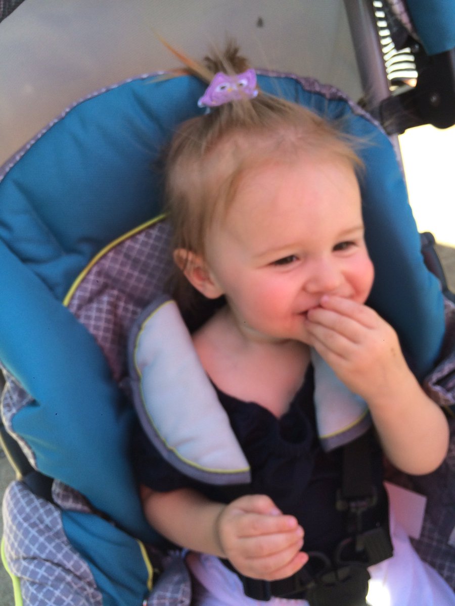 Somebody loves the #chattanoogamarket and their yummy strawberries on Sunday!