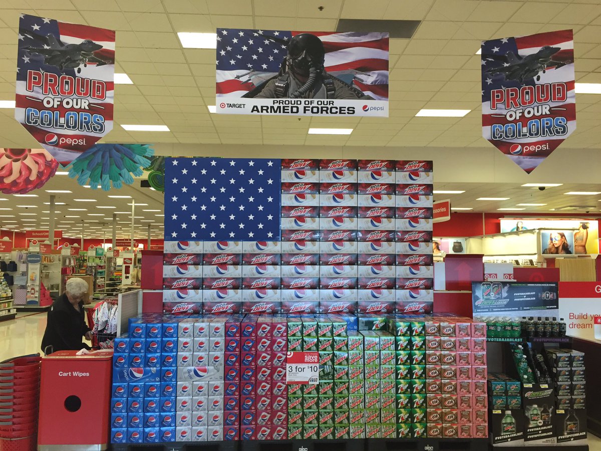 Thanks Pepsi for helping us show support to our Armed Forces <a href="/1755/">roger boudreau</a>
#HAFB <a href="/Xtinegolightly/">Christine friedrich</a> @dejongster3 <a href="/schendeeezy/">Chris Schendel</a>