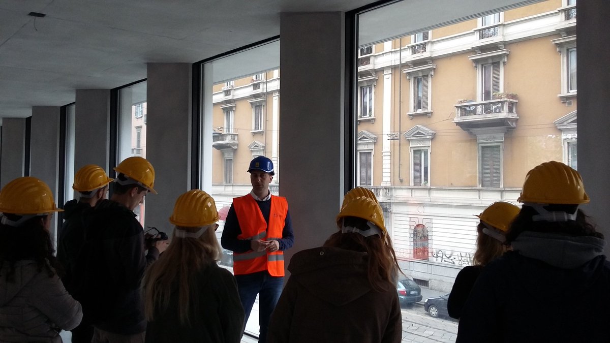 simone_lucenti's tweet image. Visita al cantiere della Fondazione Feltrinelli. #feltrinelli #cmb #herzogetdemeuron #UniPV #iea #cantiere #Milano