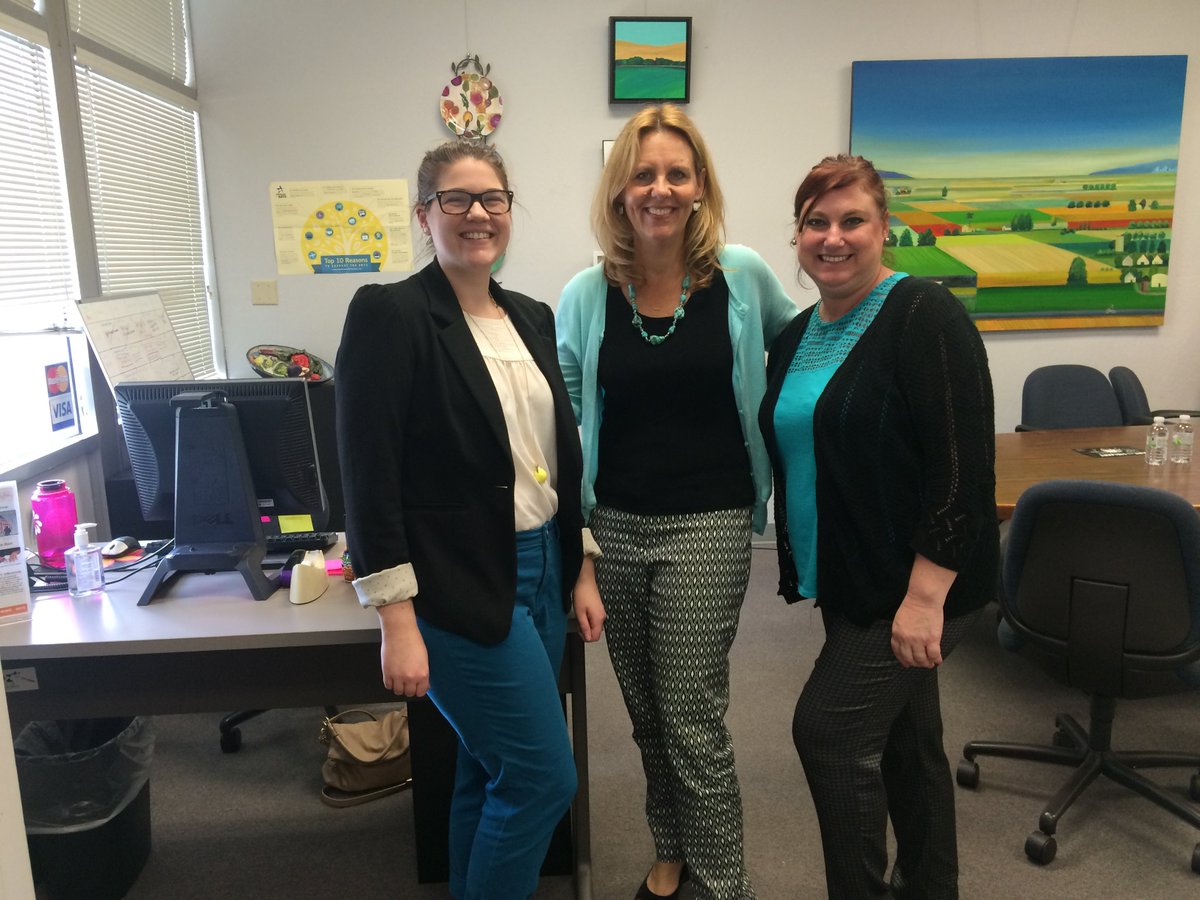Matching Monday at YoloArts! We do this a lot... #twinning #triplets