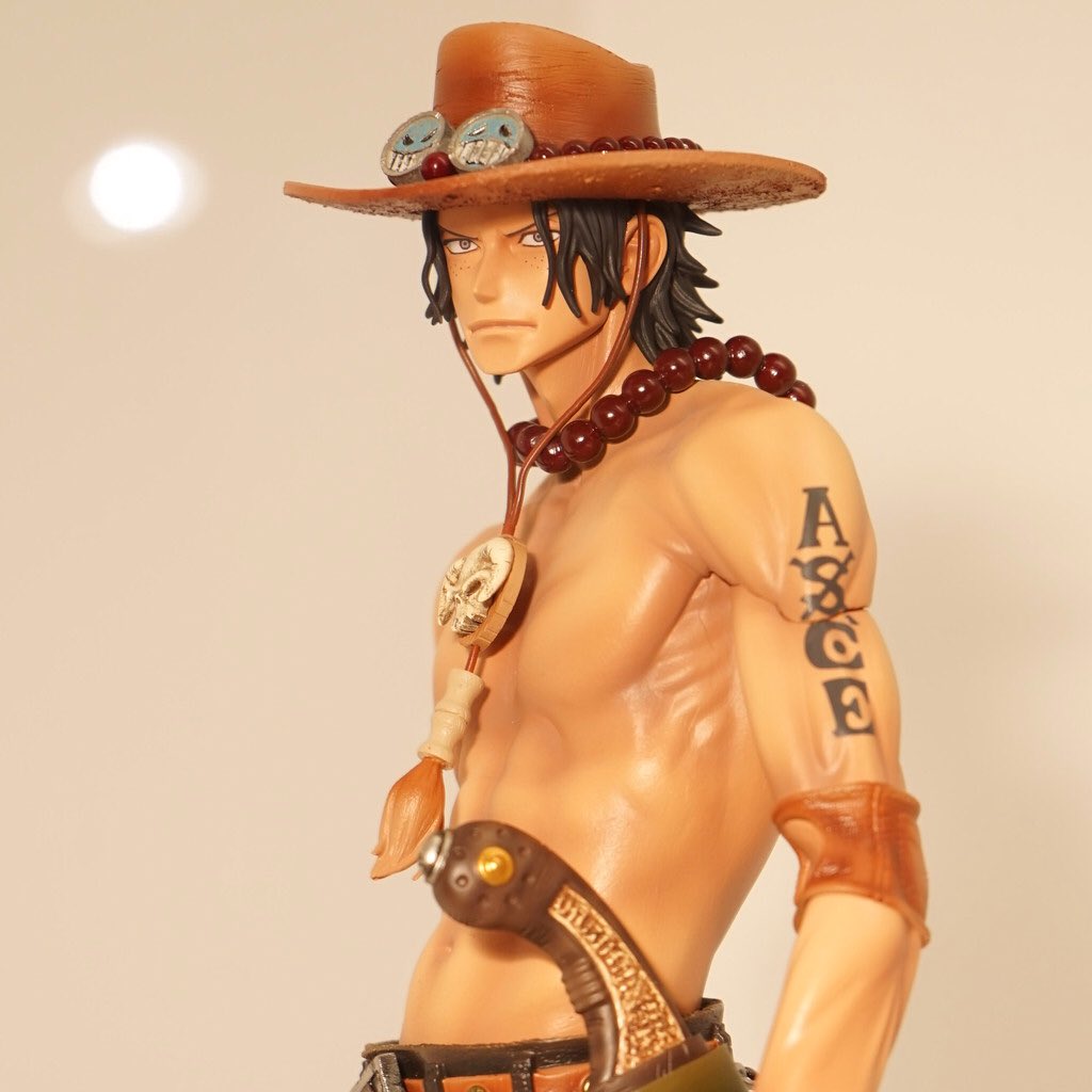 アニメ塗り のフィギュアは そこにある感 が全くなくて超不思議 すげぇイラストみたい 塗り方でこんな違いが Togetter アニメ塗り のフィギュアは そこにある感 が全くなくて超不思議 すげぇイラストみたい 塗り方でこんな違いが Togetter