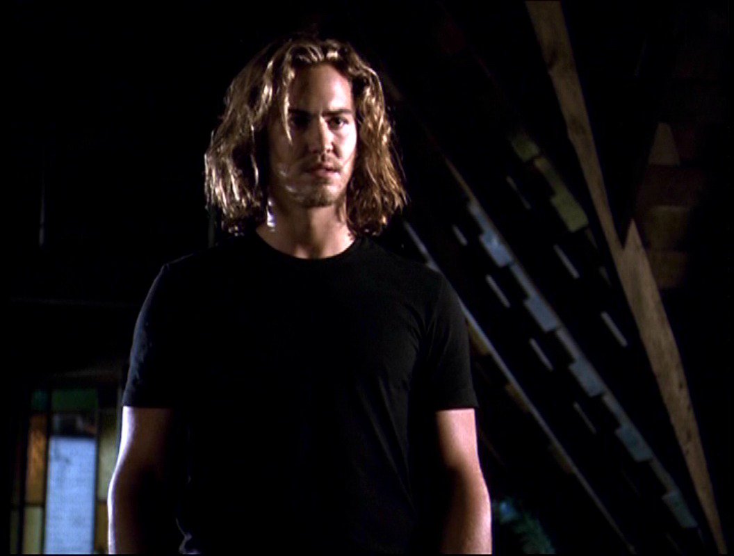 Wyatt Halliwell. (@ifutureofmagic) on Twitter photo 