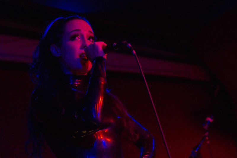 Sizzyarchives tweet picture