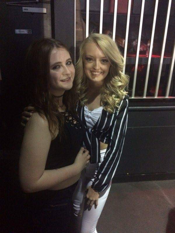 courtney_jayd_'s tweet image. @SEShowcase with @AngelGoldPR