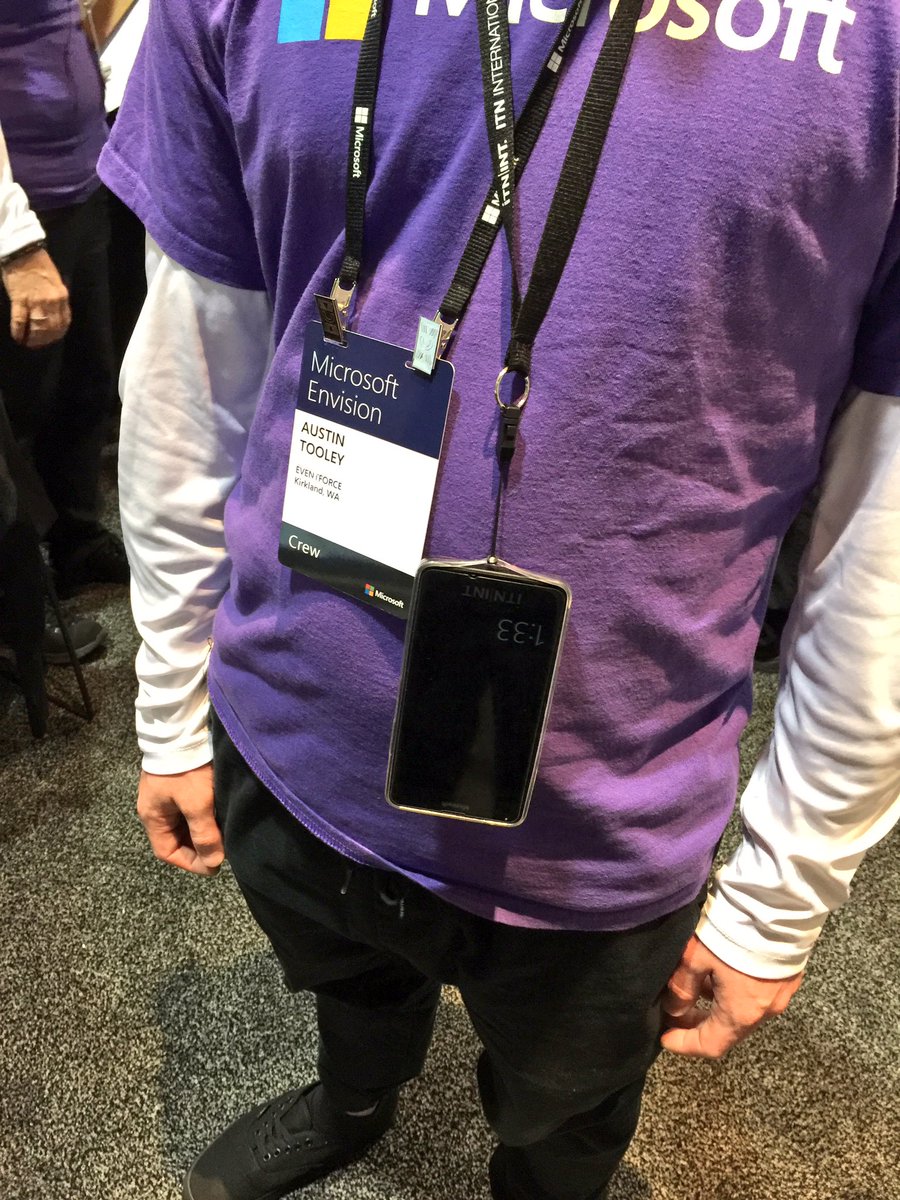ITNINT's tweet photo. Session scanning at #Env16 #itnint #eventprofs @MSFTEnvision https://t.co/BBPF0d38QC