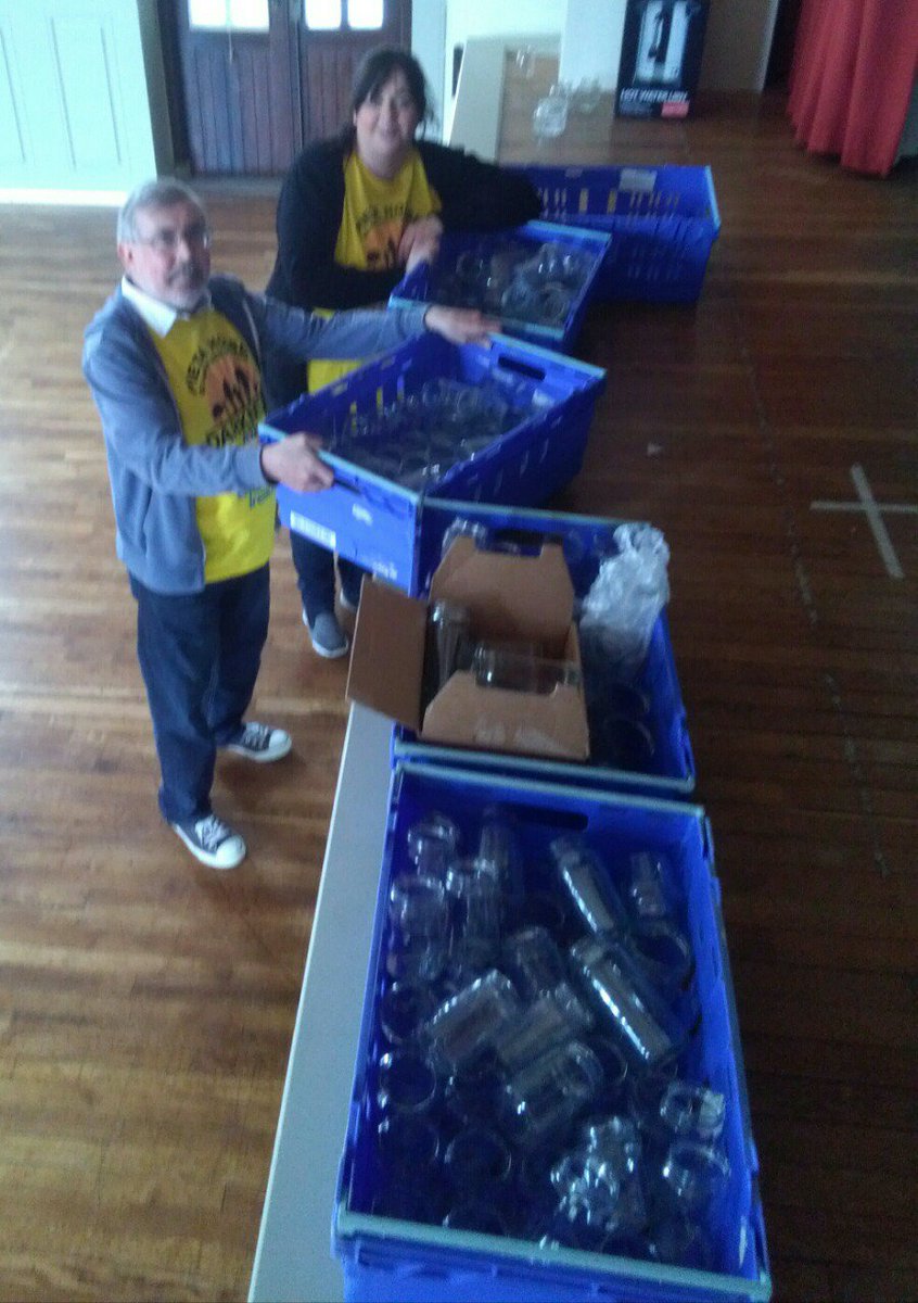 StMarysPS1's tweet photo. Volunteers from Edenderry Darkness Into Light popped in today to collect jars to help light the way on May 7th! https://t.co/hGtkI2aCVY