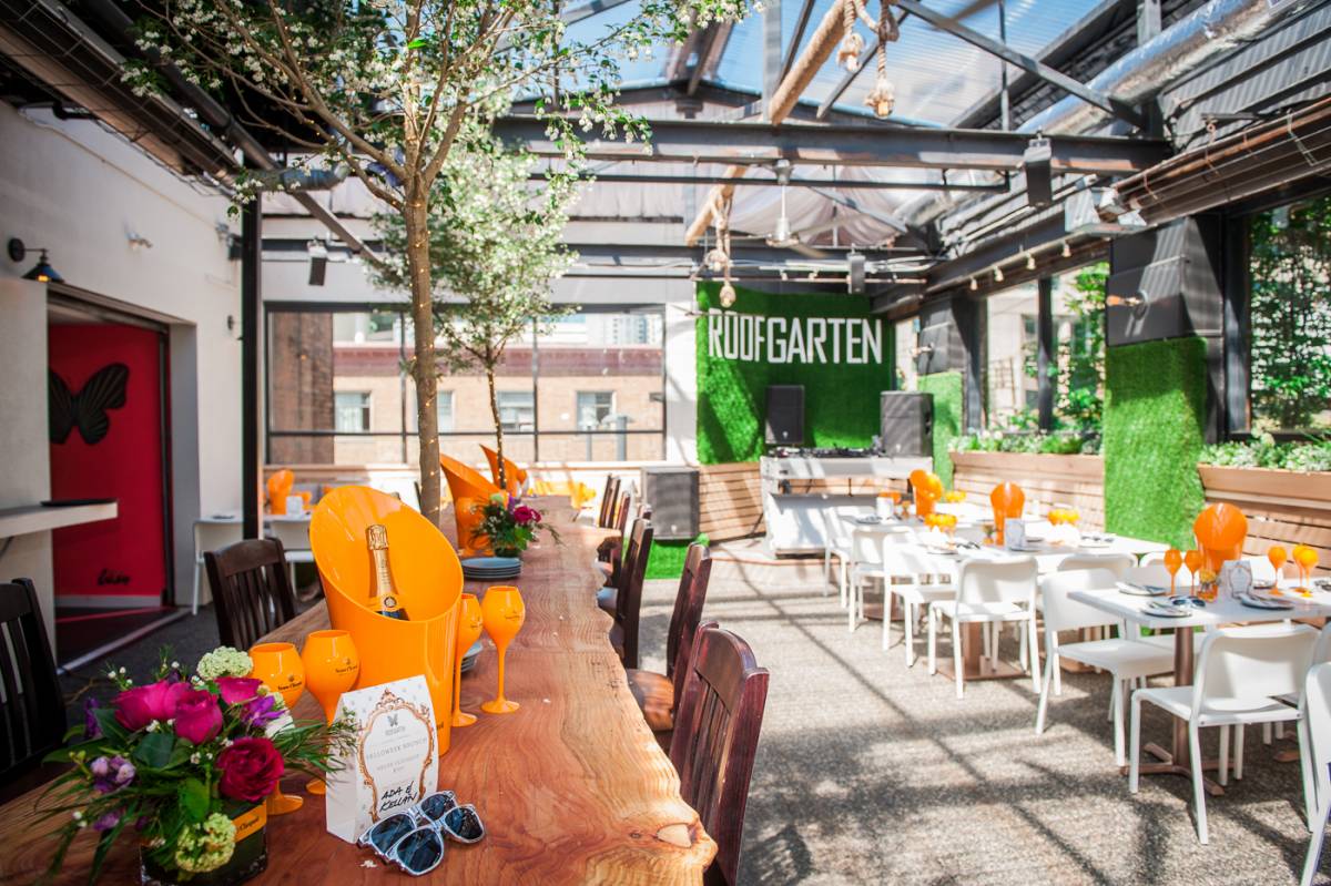 georgiastraight's tweet photo. Like patios? Roof Garten: Pop-up patio officially opens https://t.co/d7oyokrLd1 #yvreats #patios https://t.co/9RZvAhbqn0