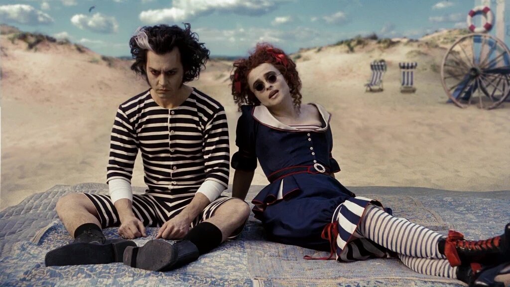 TimBurtonArt's tweet photo. Best couple in crime here! The next years are gonna be so peculiar.. so full of art! Excited? #TimBurton #RETWEET https://t.co/rgjkKry6mU