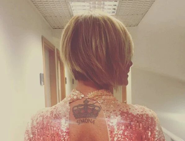 steppten's tweet photo. E @Simo_Ventura vince ancora..il piu grande godimento è arrivare in finale e non vincere #isola https://t.co/xCH5tO6jU0