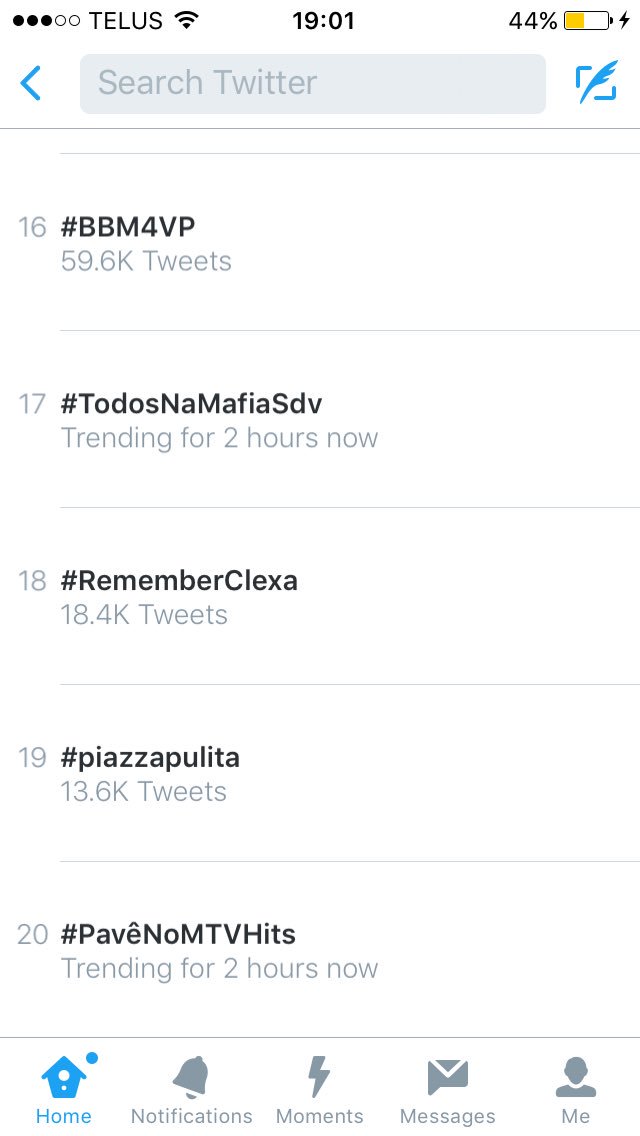sapphiccme's tweet photo. #RememberClexa is trending WW (not my edit) https://t.co/f0HcjKX0ak