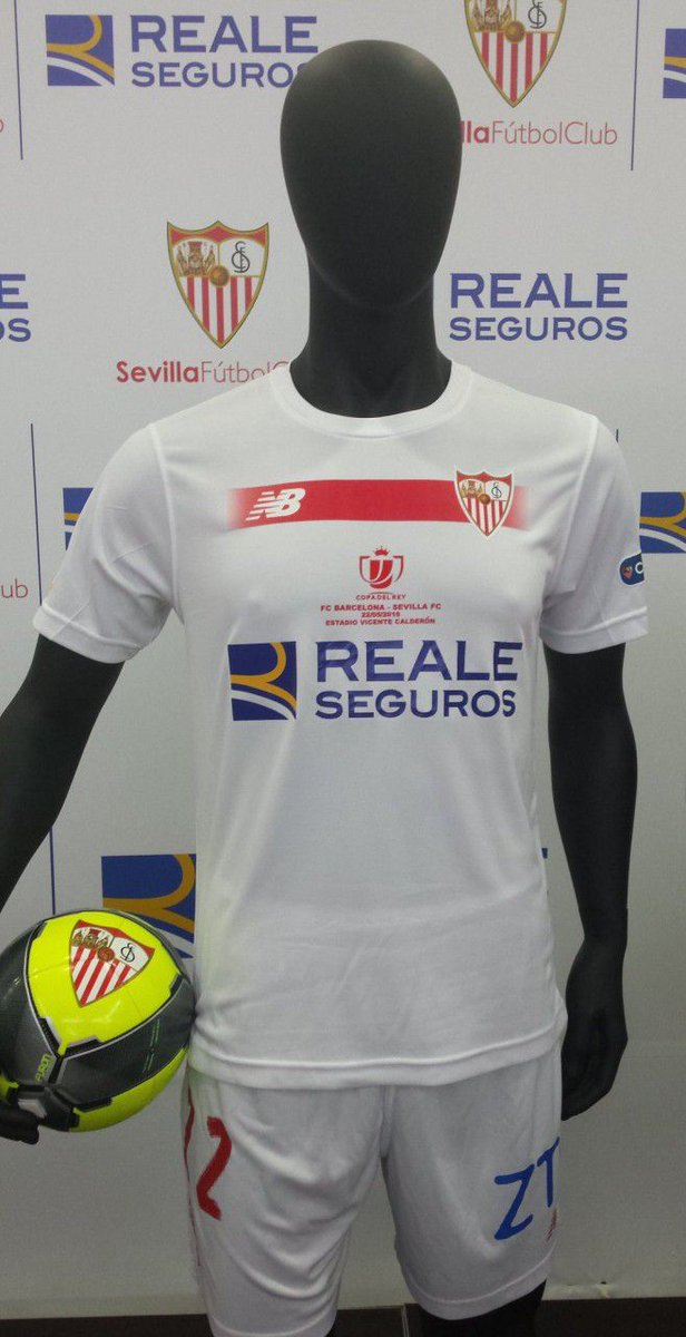 ユニ11 セビージャ 15 16 国王杯決勝 ユニフォーム T Co Mtvg5qkcwm Kit Camiseta Copadelrey Sevillistas コパ デル レイ決勝での特別ユニフォーム