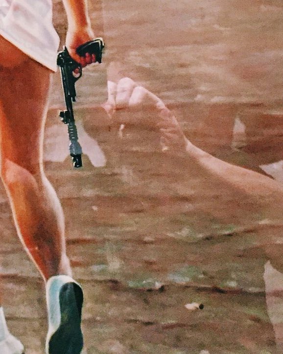 SpaceQueenLeia's tweet image. @HamillHimself because that has to be Mark... #freakyfaces #reflectiondetection #badhashtags