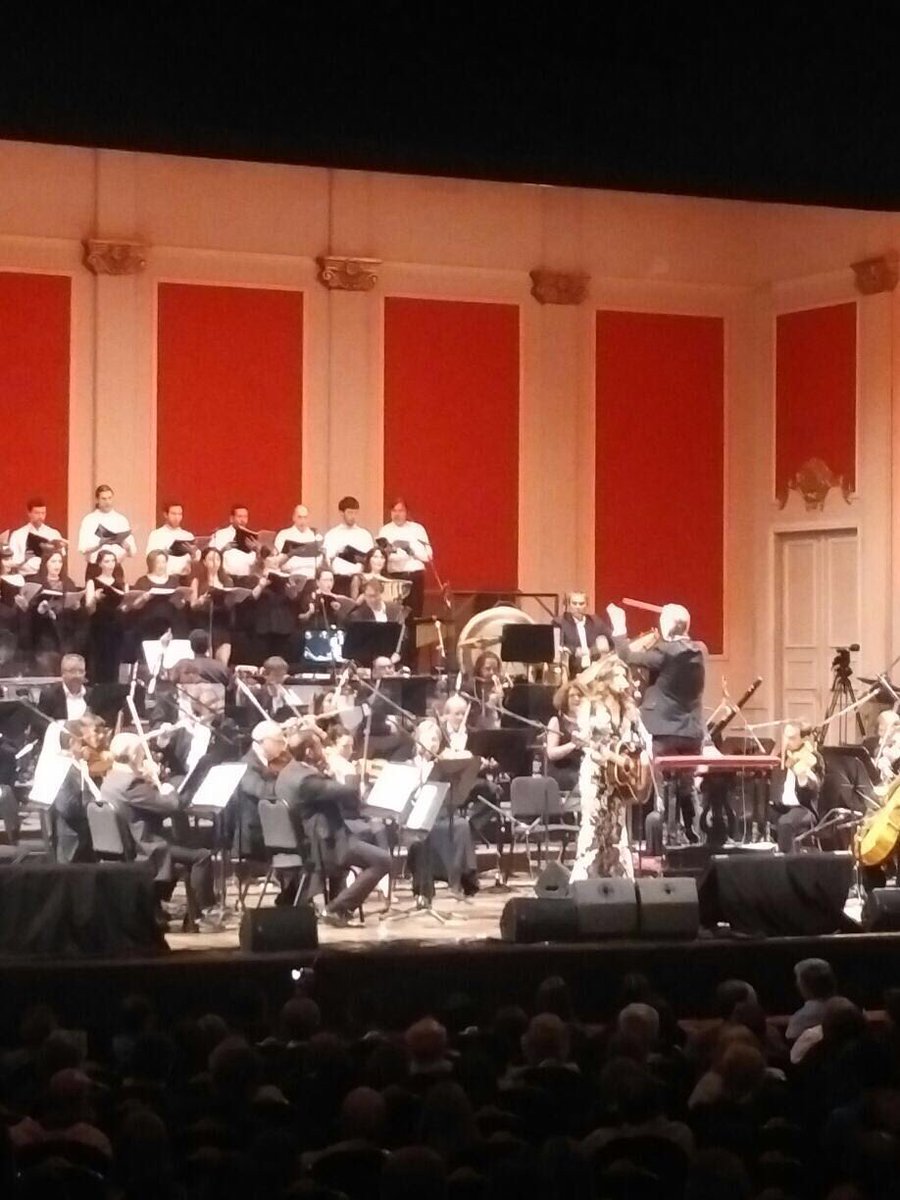 jorgemacri's tweet photo. Disfrutando de "Embajadores" en el Teatro Colon junto a @mauriciomacri https://t.co/QHrzOeAbcK