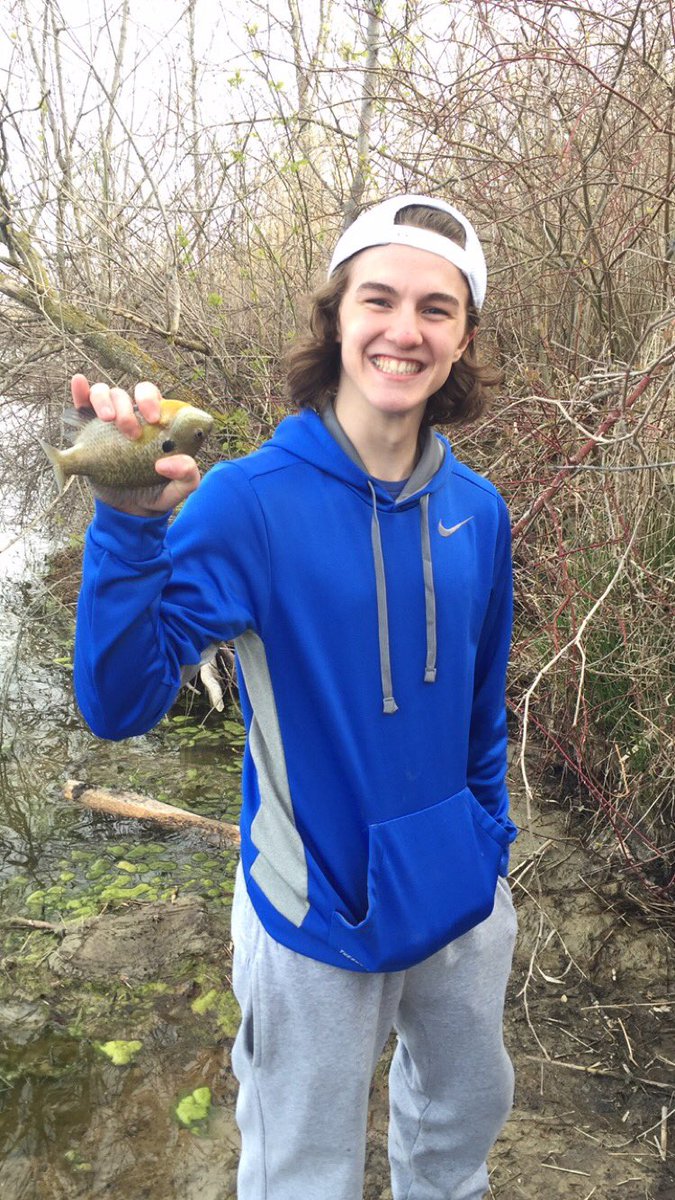 GarrettYarger's tweet photo. He's so proud๐ญ๐ #buddystuff @Corey_Easton26 @Adolph_70 https://t.co/fyoS1TbOzL