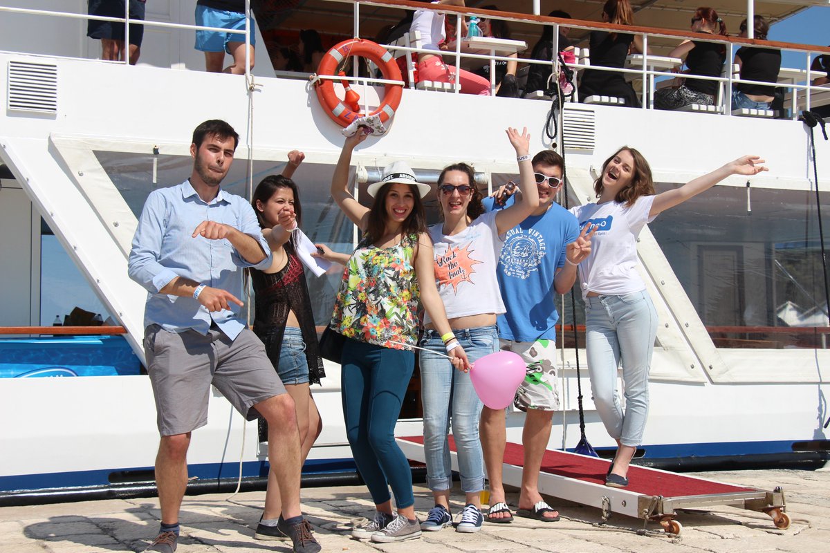 josipafriscic's tweet photo. Best crew ever! Perfect intro to Croatian Erasmus Event. #BOATparty2016 #ESNzadar #CEE2016 https://t.co/A3pgHosTU3
