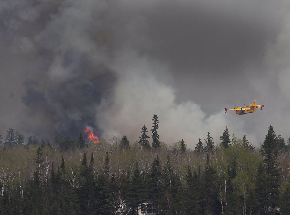 jbryksa's tweet photo. Water bombers working thier magic fighting raging forest fire in Whiteshell Prov Park. #mbforestfire.  #fire https://t.co/6d3SgPI2g8