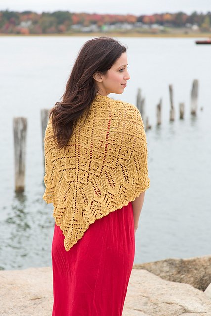 CEYarns's tweet photo. Shawl-MAY-nia: 10 beautiful shawls wrapped up in 1 free e-book. What are you waiting for? 

https://t.co/oqNJrmnVBV https://t.co/lVpwGMGNue