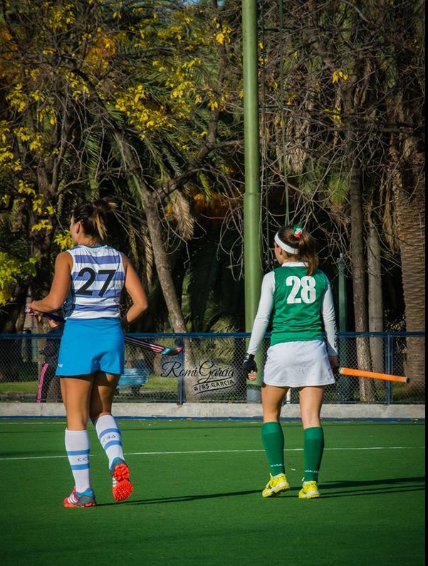 HockeyMUNIHD's tweet photo. #HMD16 #01R07F Ciudad Vs Hurling By @romi_sgarcia https://t.co/cT6YlY8O52