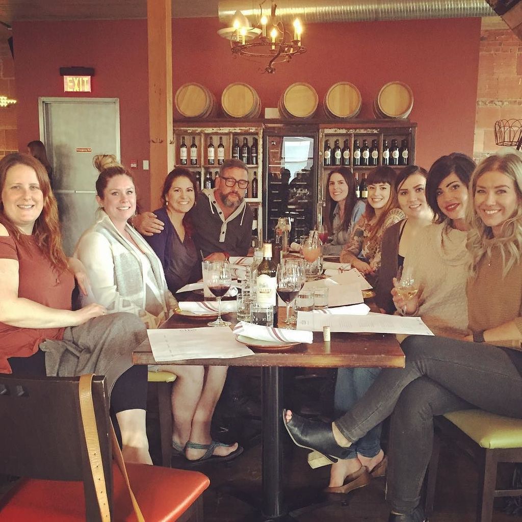 redbloomsalon's tweet image. Celebrating some high achieving #RedBloomers tonight! #teamwork #yycsalon #bestteam #lovew… ift.tt/23DgZ9b