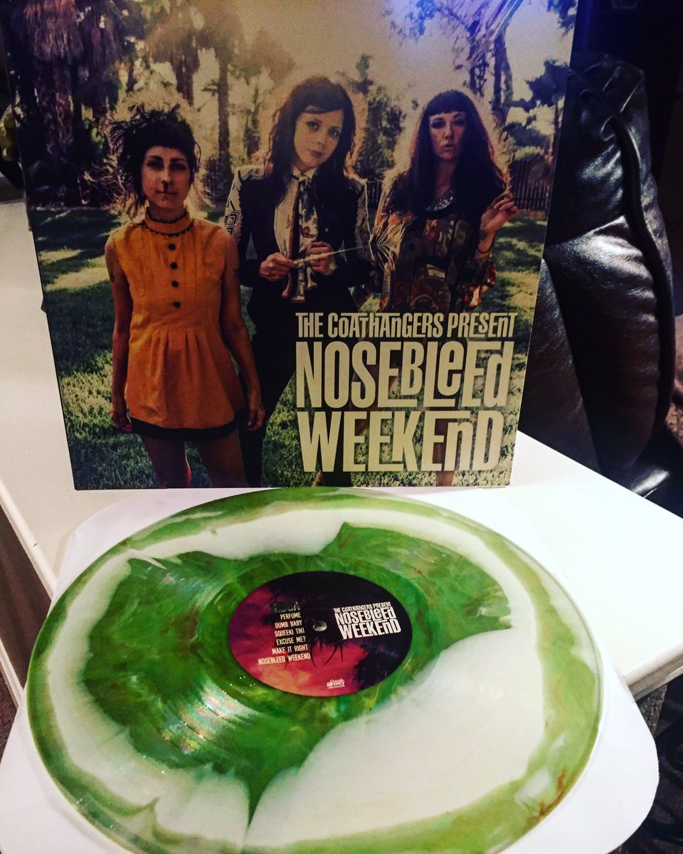 indienetofmusic's tweet photo. #INoS does music the right way #vinyl.  That's a beautiful piece @TheCoathangers @suicidesqueeze #atx #INoSound https://t.co/3tKRlgDSed