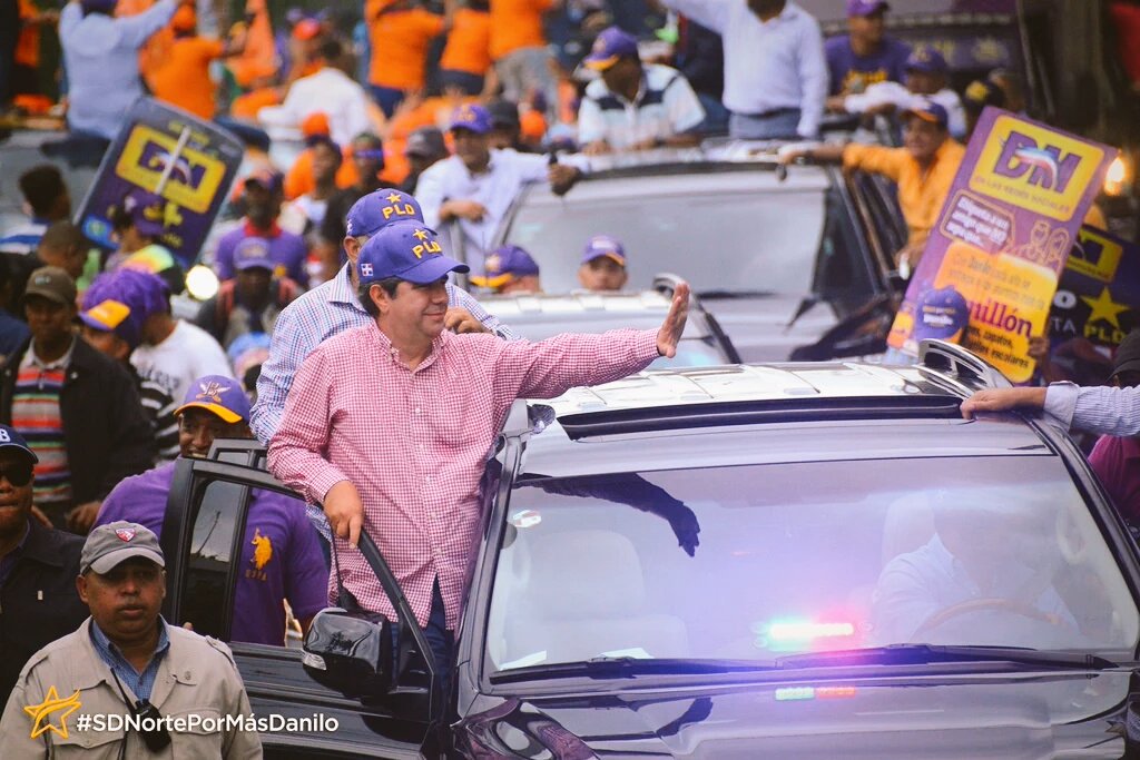 InvolucratePLD's tweet photo. Hoy sellamos el Triunfo arrollador en #SDNortePorMasDanilo #VamosPorMas #DaniloPresidente #VOTA2 #VOTAPLD https://t.co/vxBWvu8EET
