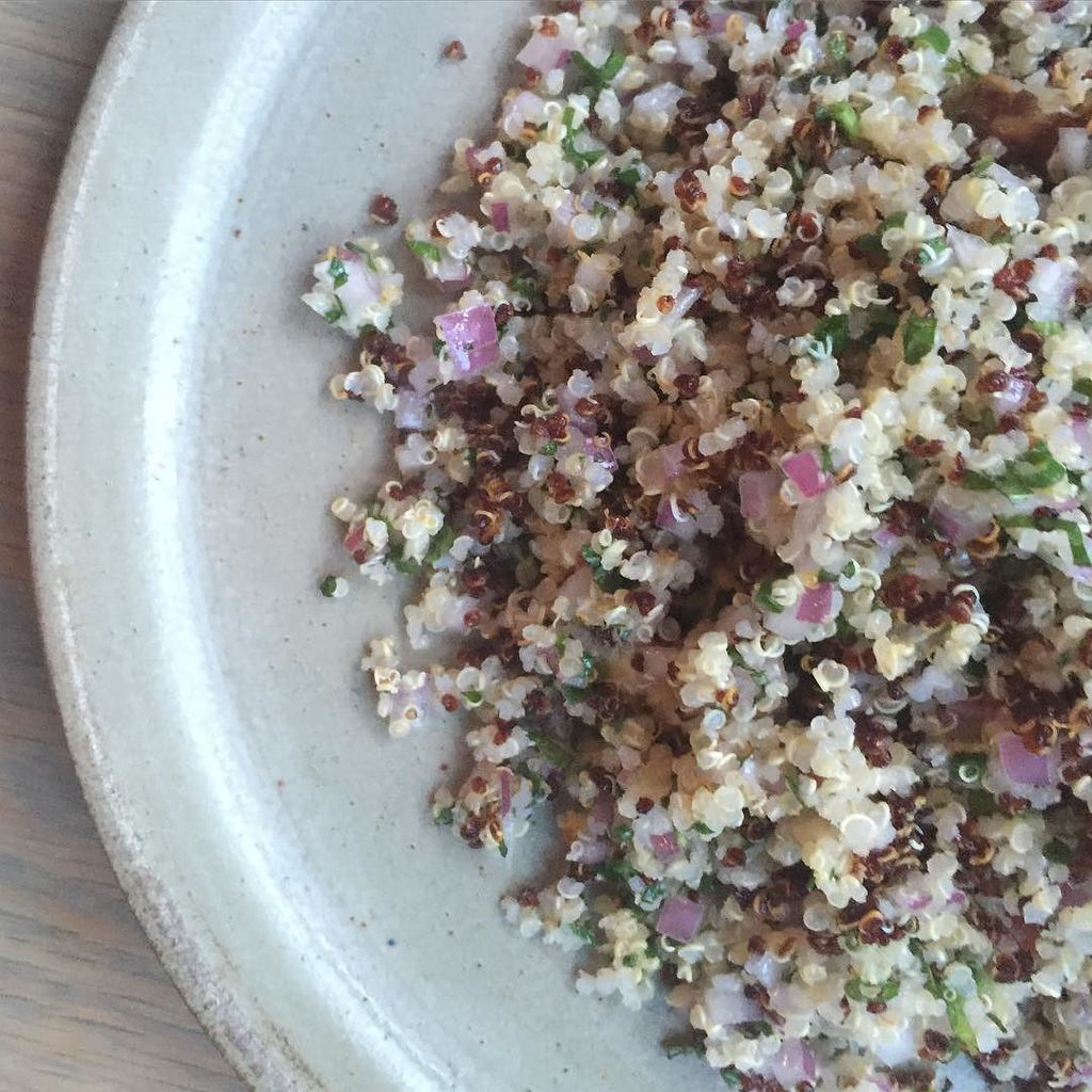 antoinette_b's tweet photo. Playful &amp; unexpected Quinoa, Banana, Avocado, Bacon, Cashew. #allabouttexture 
@llamainnny… https://t.co/uBYH0EkQgi https://t.co/4rpEUf3Uai