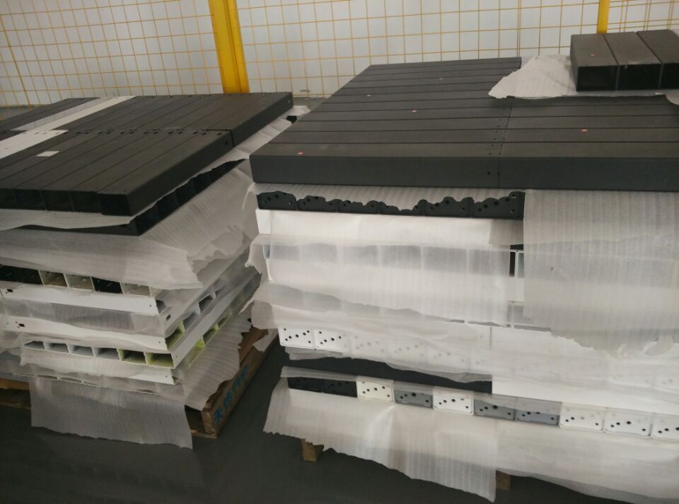 Zhuolang0's tweet image. Bulk Production for electric height adjustable desk