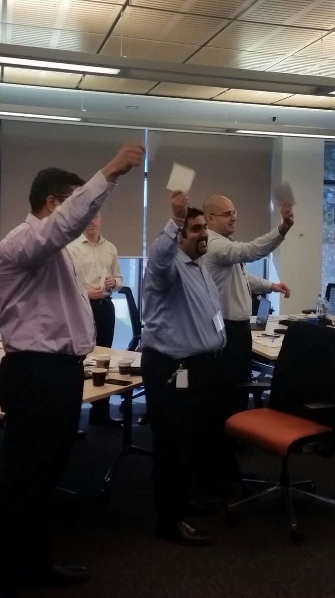 jpt7276's tweet photo. #LDPFY17 LDP Sydney off to an awesome start as we identify our biggest Leadership Challenges. https://t.co/OaAzaj5WDq