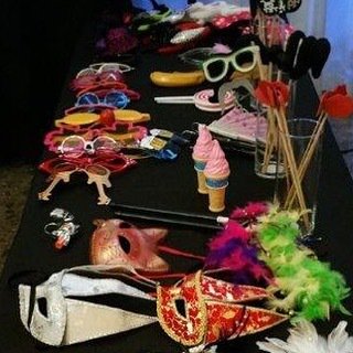 SmartBooth1's tweet image. Lots of props to work with! #smartboothimages #smartbooth ift.tt/1rDQ5SS