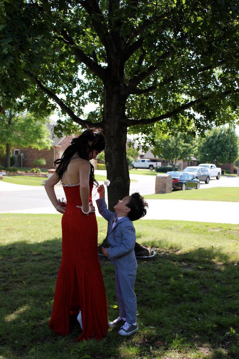 hannahle_'s tweet photo. I don't know if I'll ever stop posting #prom photos. ☺️💘 https://t.co/TtZZMYeUAf