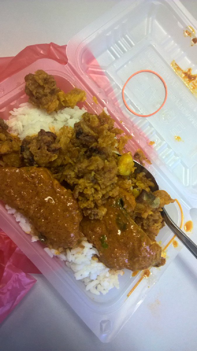 rajifusama's tweet photo. Sikda sayur so i stuff everything with sotong goreng #merarau https://t.co/gTZRow1snX