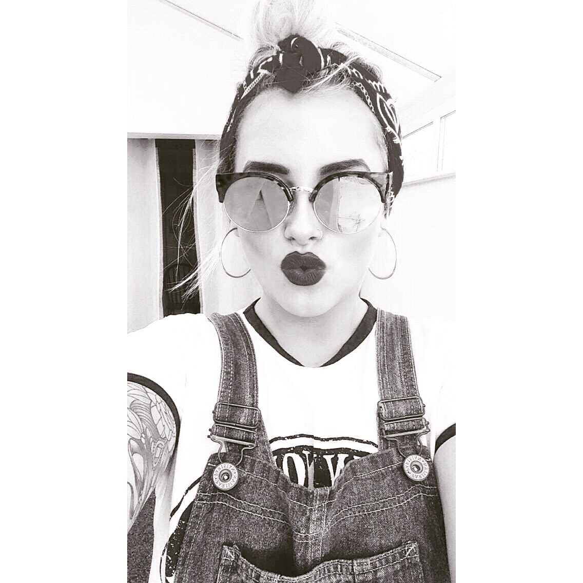 OGMissBombShell's tweet image. instagram.com/p/BFNvRpJvG_3J… morning 🌹