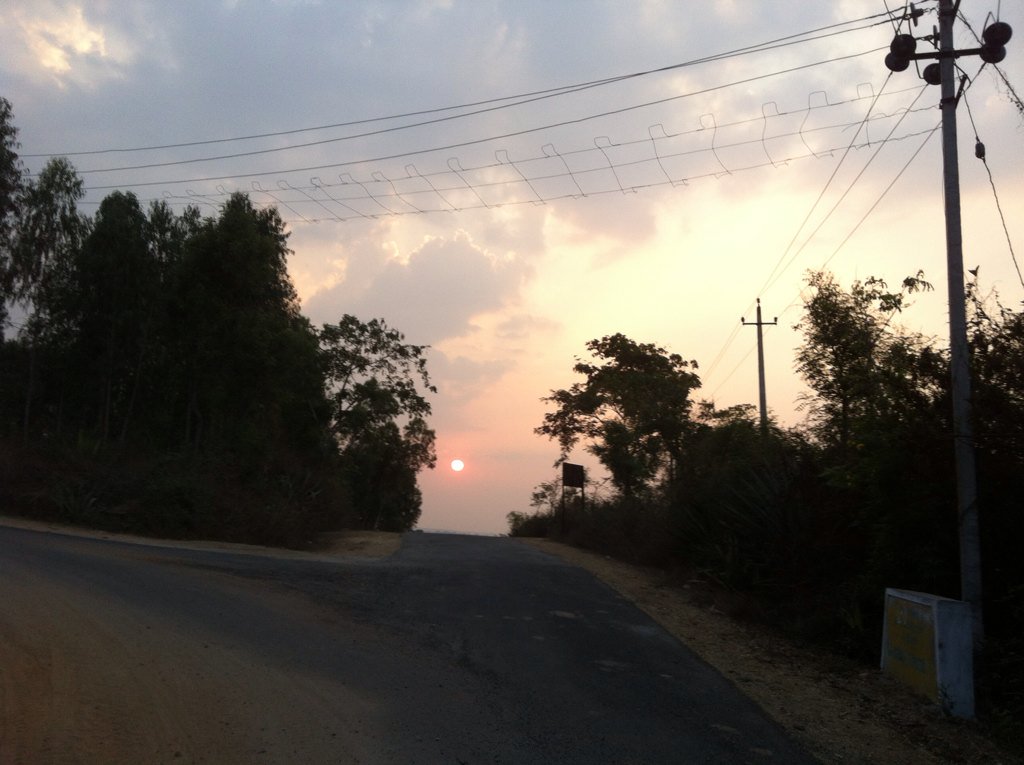 Pavan9010's tweet photo. Ourself @ cross roads, The choice v make in those moments can define rest of our life. . https://t.co/VbAs7TJVo4
