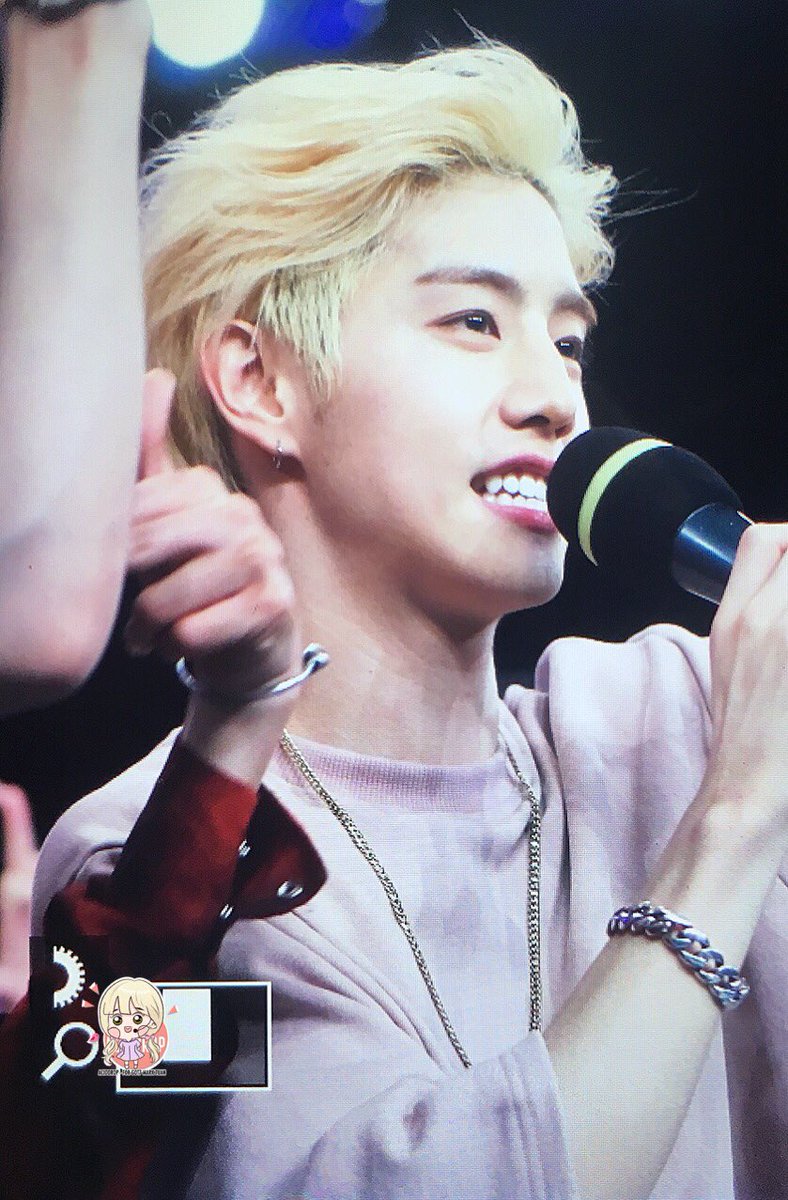 aciddrop0904's tweet photo. 160510 <PREVIEW> 
베이징 녹화🐾

#Mark #마크 #GOT7 #갓세븐 https://t.co/s2PzYEqSob