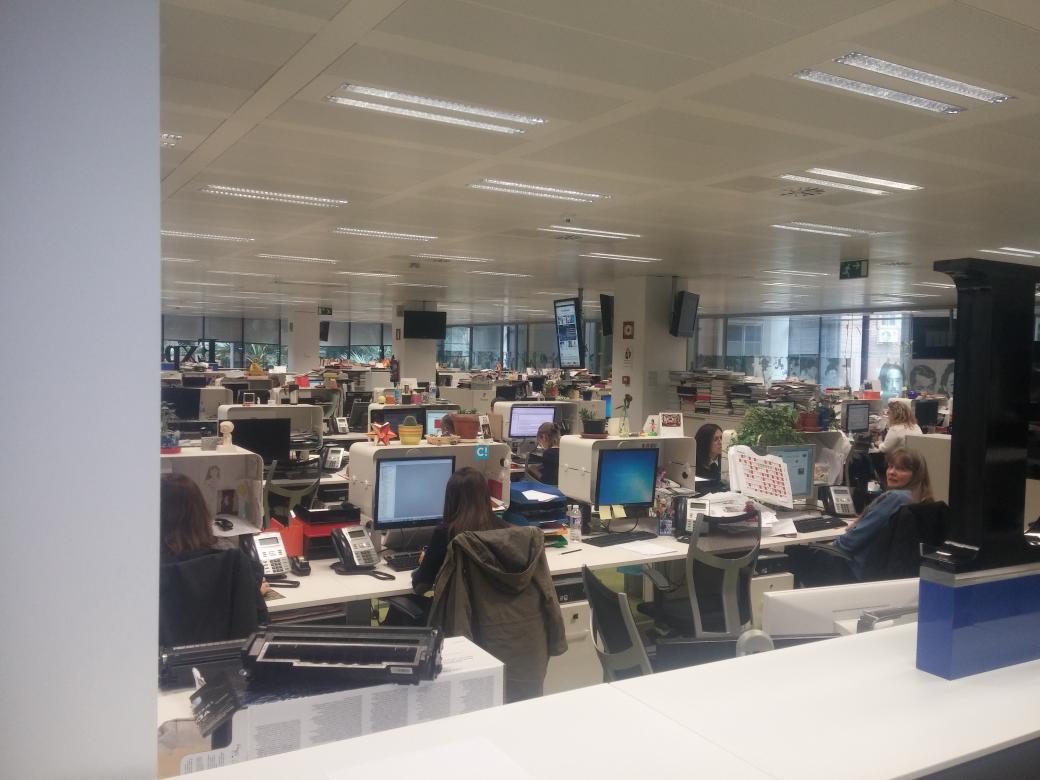 comiterevistas's tweet photo. 13.25h redacciones vacías #ElMundoEnHuelga #Marcaenhuelga #RadioMarcaEnHuelga #StopERErevistasUE #StopEREsalvajeUE https://t.co/saqLS4iNSt