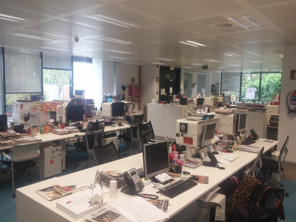 comiterevistas's tweet photo. 13.25h redacciones vacías #ElMundoEnHuelga #Marcaenhuelga #RadioMarcaEnHuelga #StopERErevistasUE #StopEREsalvajeUE https://t.co/saqLS4iNSt