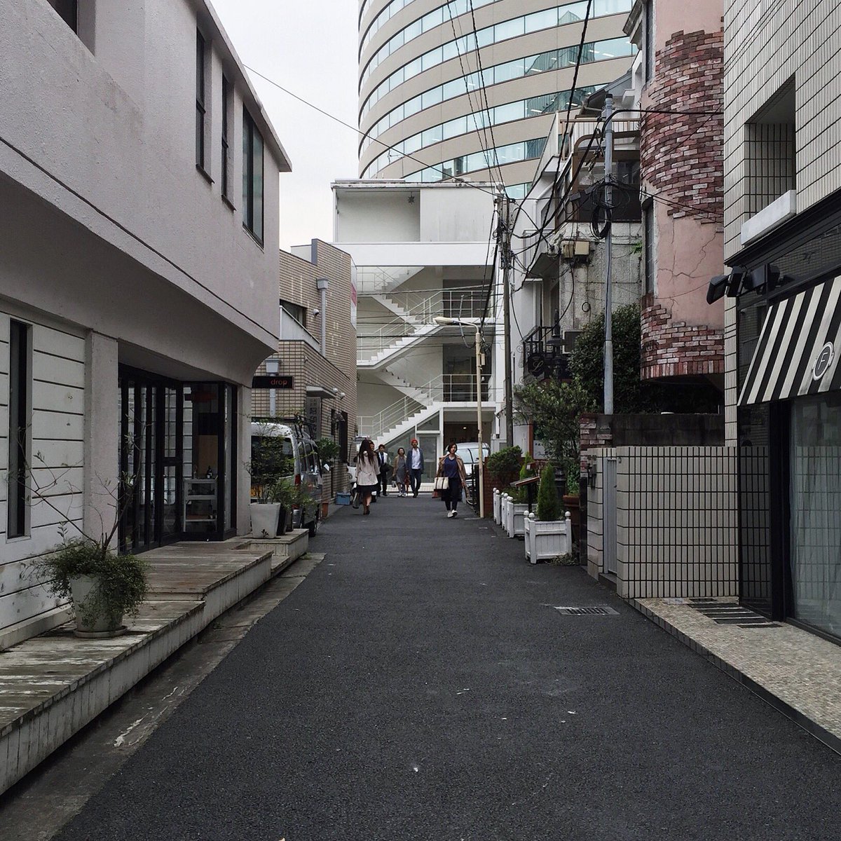 The less crazy, yet equally beautiful side of Harajuku #architecture