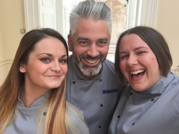 cogcalumni's tweet photo. Go #TeamTilling @MWTChocolate @SamanthaRain21 @hvasspastrychef not that we are biased in anyway #GBBOCreme https://t.co/xq9MXGT6EV