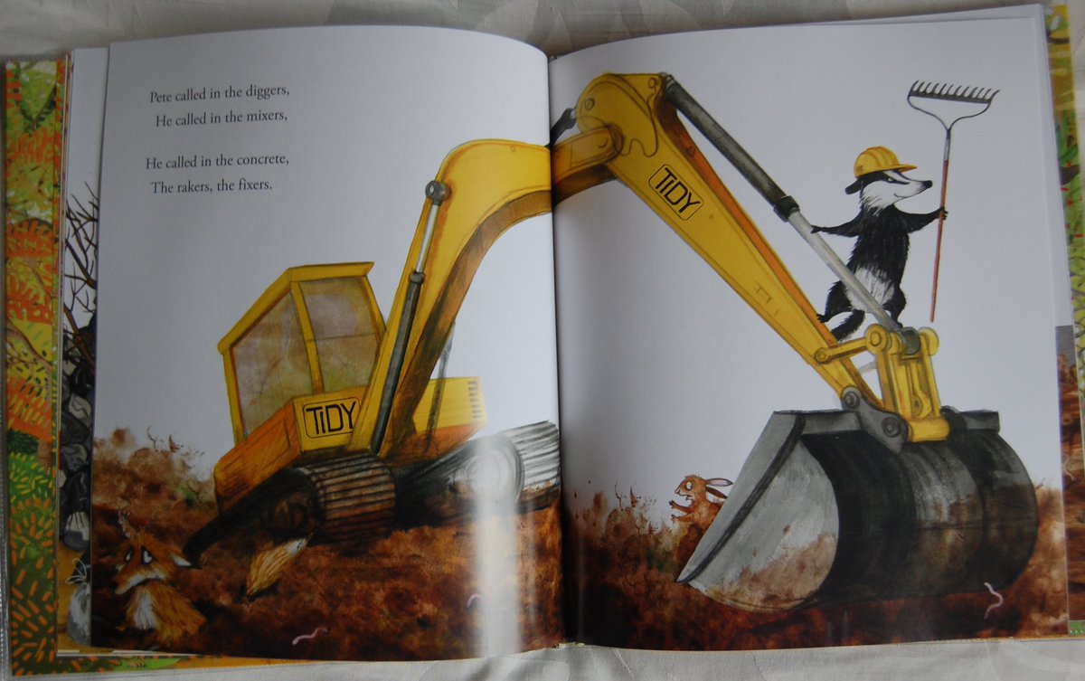 jprimarylibrary's tweet photo. Loved Tidy by Emily Gravett @TwoHootsBooks,  super story and beautifully illustrated. #childrensbooks #picturebook https://t.co/CNieHi0ub4