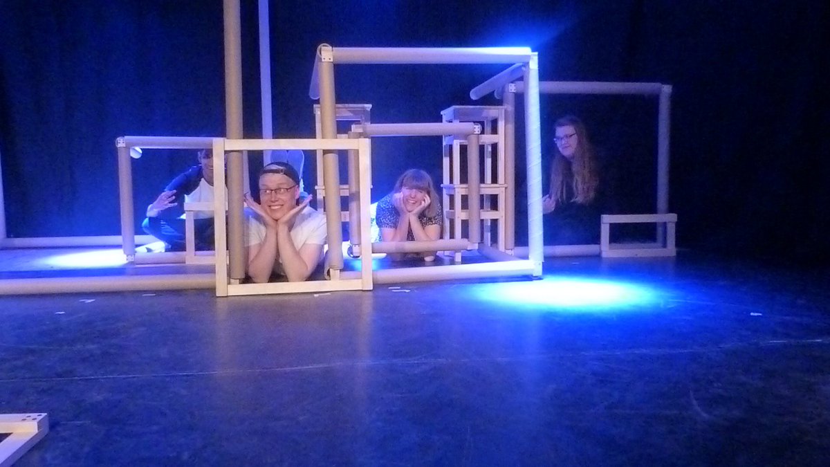 Tessellate2017's tweet photo. Had our 1st show at The Warren last night with @OnMyWay0305 &amp; our 2nd show tonight with @BlueEyesPlay @NbrookBaProd https://t.co/kvZPVRNJkj