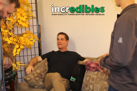 iluvincredibles's tweet image. #gettingdougwithhigh @ToddGlass @sexpotcomedy @theorientalthea @theJaneWest @CCannabisTours @sexypizzadenver #denver