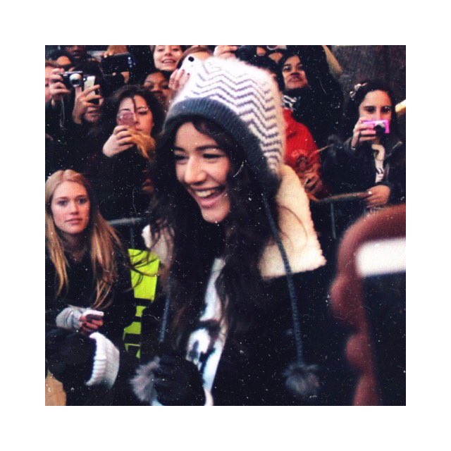 MAFOSGB's tweet photo. Eleanorと喧嘩した時は
絶対に彼女に勝たせてあげるんだ
Eleanorが笑ってる顔を見るのは僕まで勝ったような気分にさせてくれるからね
                     Louis Tomlinson

素敵すぎ😭💗💗 https://t.co/ObaEUQrU05