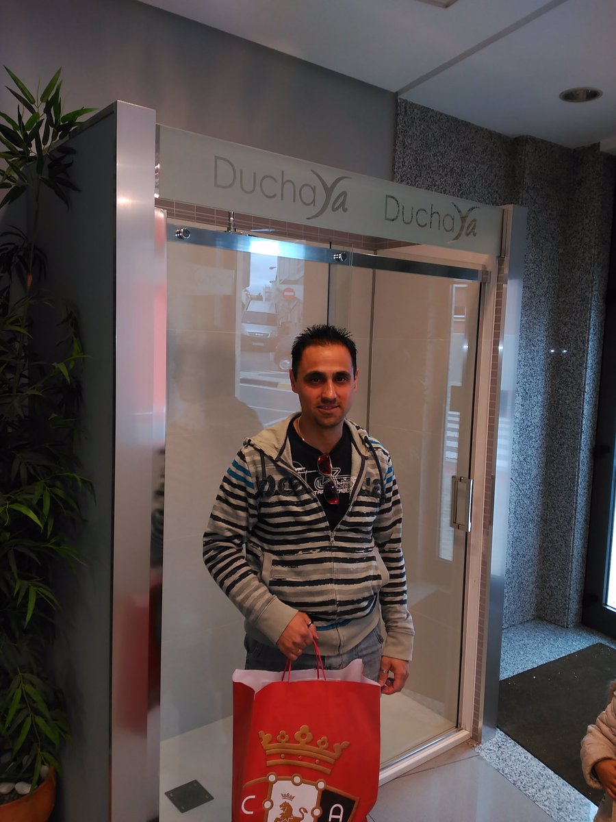 duchaya's tweet photo. La ganadora del concurso de @NavarraTV es Alicia Zamora. recogen en su nombre pack de regalos #DuchaYa y @CAOsasuna https://t.co/pi5WLjQkHi