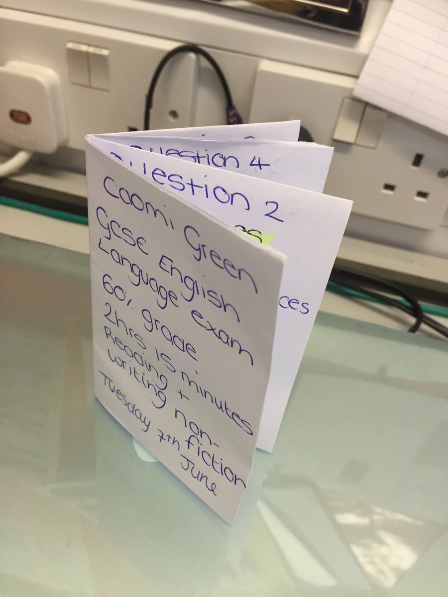 MrsSpalding's tweet photo. I love @Miss_S_Fry 's A6 pocket-sized revision notes 💗 #teamenglish #revision #engchatuk https://t.co/2RfHuE7QxY