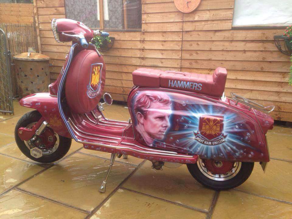 All aboard #FarewellBoleyn #COYI <a href="/WHUFC_News/">West Ham News</a> <a href="/davidgold/">David Gold</a> <a href="/BobbyMooreFund/">Bobby Moore Fund</a> @WestHamWaycouk <a href="/WestHamSocial/">Wᴇsᴛ Hᴀᴍ Sᴏᴄɪᴀʟ</a>