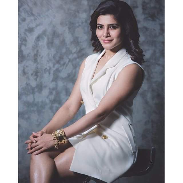 Uchihha__1i60k's tweet photo. @Samanthaprabhu2 Bae 😍😘 for #24TheMovie promotions. Wearing #Koecsh & #Tomford. Styled by #NeerajaKona ! https://t.co/wtN7OofRtU