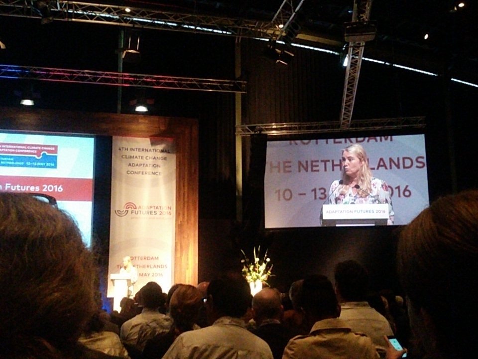 maaikeflyingrep's tweet photo. The Dutch minister of #infrastructure and #environment, Melanie Schultz van Haegen #confAF2016 @confAF2016 https://t.co/CRJw36yEe8