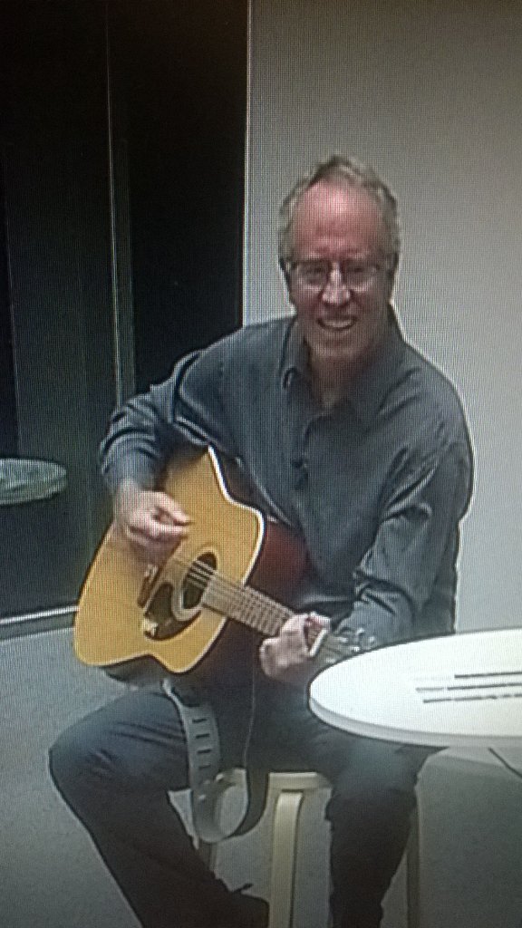 HENVI Science Day 2016 has started with interesting and engaging presentations <a href="/Minervatori/">Minerva-tori</a>. Now B. Smit singing :-)