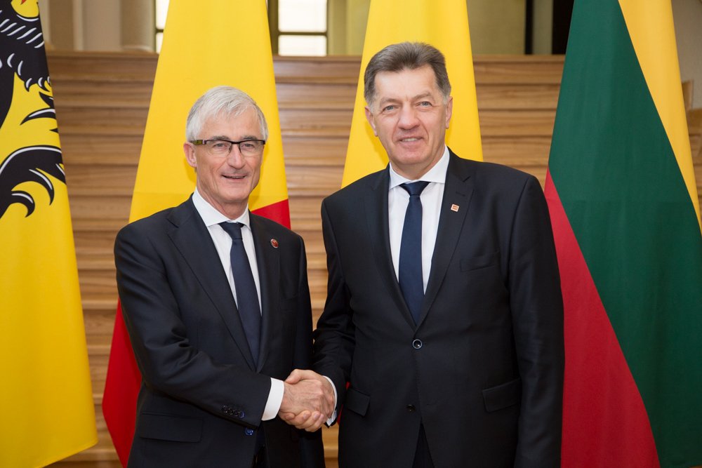 AButkevicius's tweet photo. LT and #FlemishRegion intensify partnership. 4 agreements signed while Minister-President @GeertBourgeois visits LT. https://t.co/RzR2tL0RwM