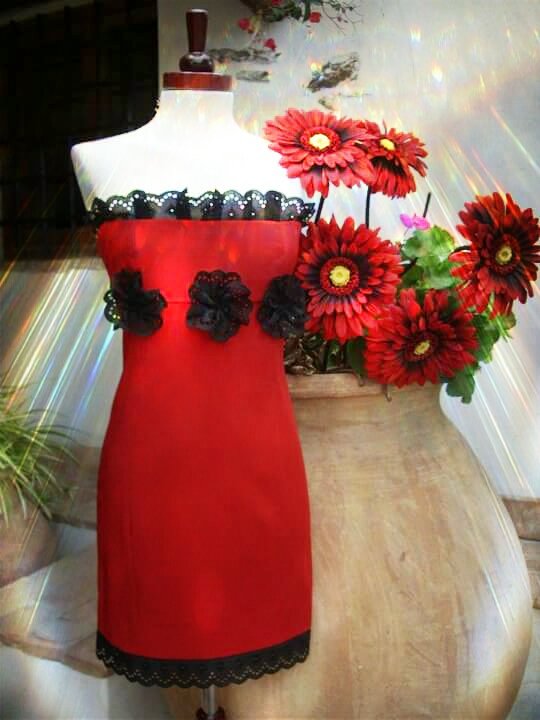 #Vestidojuvenildecada 
#modadecada
Contacto <a href="/Milagros_Decada/">MILAGROS_DÉCADA</a> 619328899 #modajuvenildecada